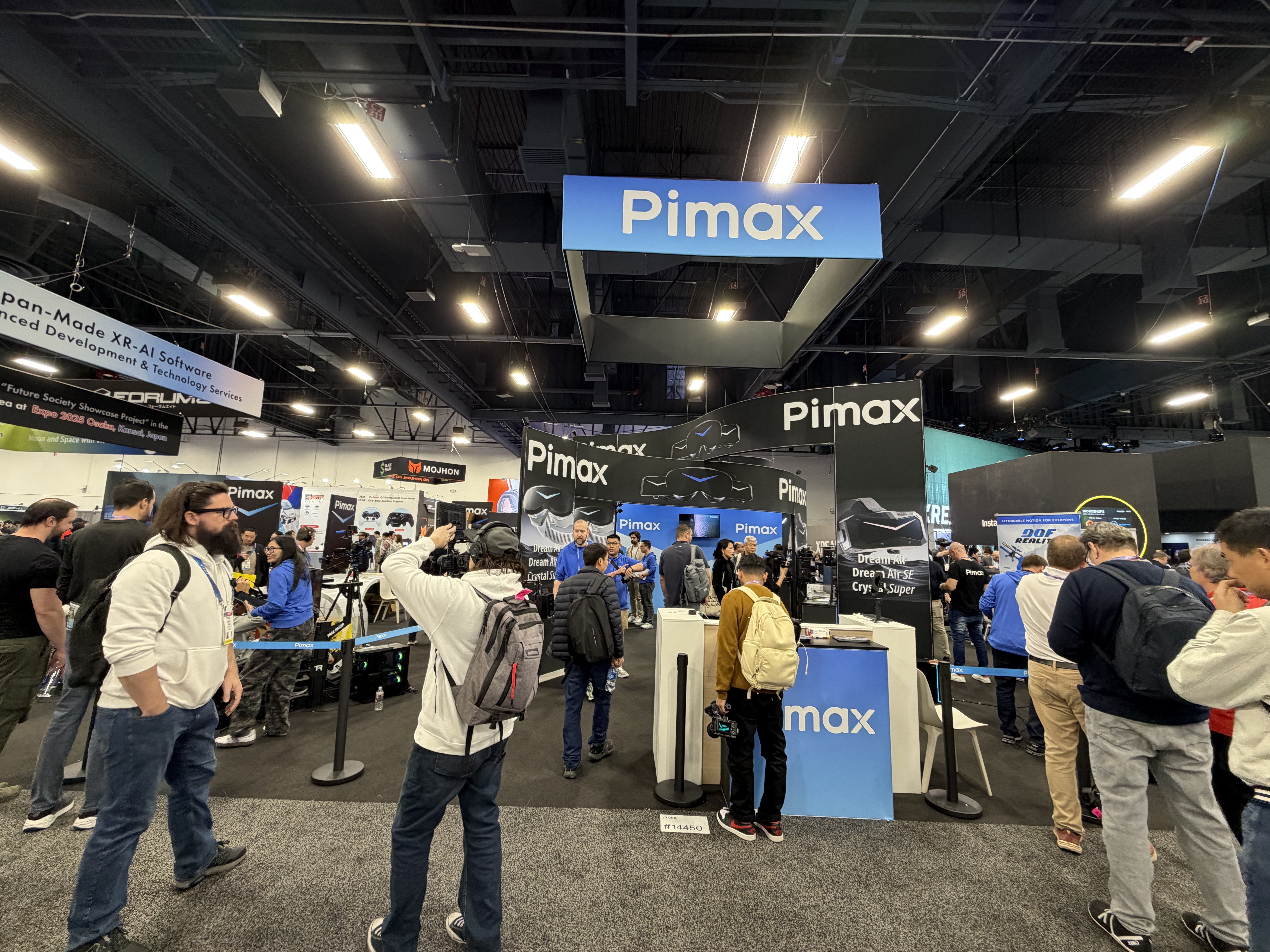 小派科技携 Dream Air 亮相 CES 2026